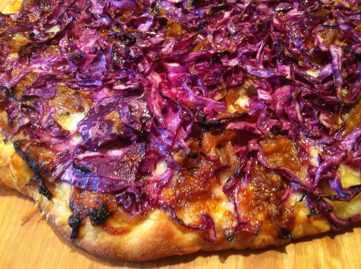 C.P. LA MANNOS HAVE A PIZZA : PURPLE PASSION PIZZA